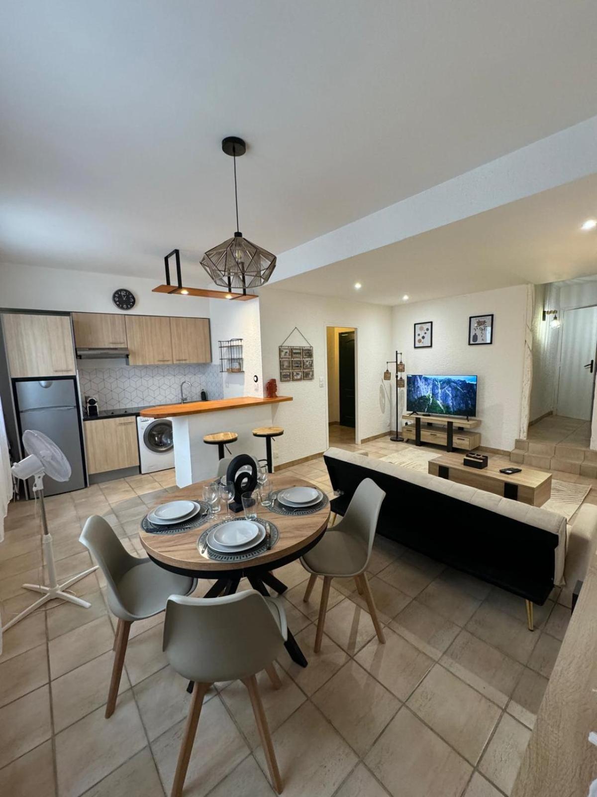 Charmant Appartement En Hypercentre De 카스텔나우다리 외부 사진