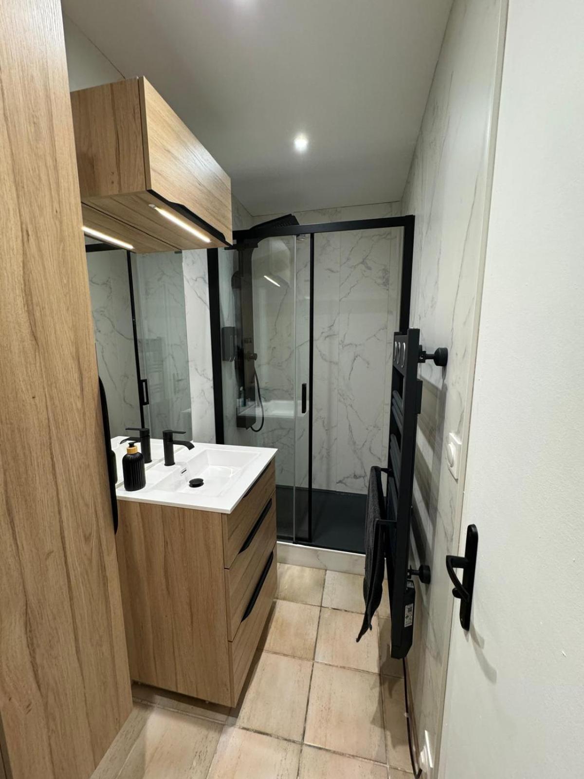 Charmant Appartement En Hypercentre De 카스텔나우다리 외부 사진