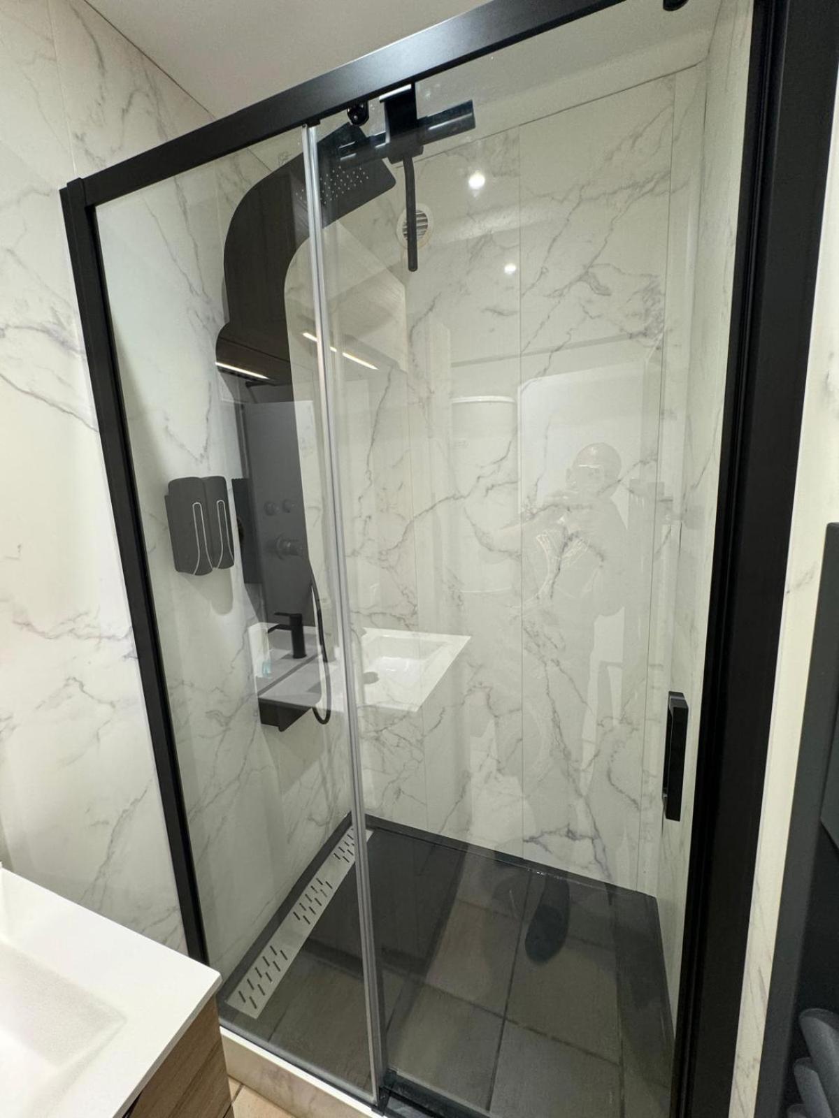 Charmant Appartement En Hypercentre De 카스텔나우다리 외부 사진